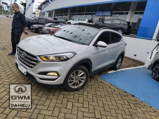 HYUNDAI TUCSON 1.6 16V T-GDI GASOLINA GLS ECOSHIFT HYUNDAI TUCSON 1.6 16V T-GDI GASOLINA GLS ECOSHIFT